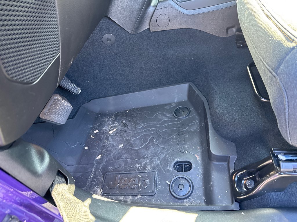 2026 Jeep Wrangler 4-Door SAHARA in Sussex, New Brunswick - 13 - w1024h768px