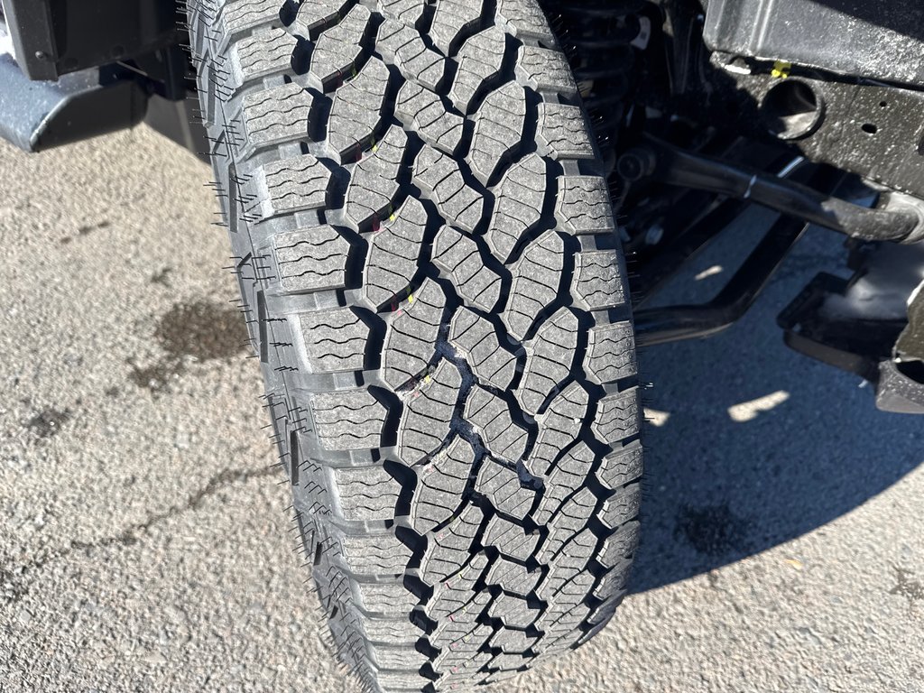 2026 Jeep Wrangler 4-Door SAHARA in Sussex, New Brunswick - 10 - w1024h768px