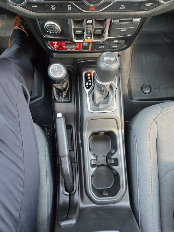 Jeep Wrangler 4-Door WILLYS 2026 à Saint John, Nouveau-Brunswick - 9 - w1024h768px