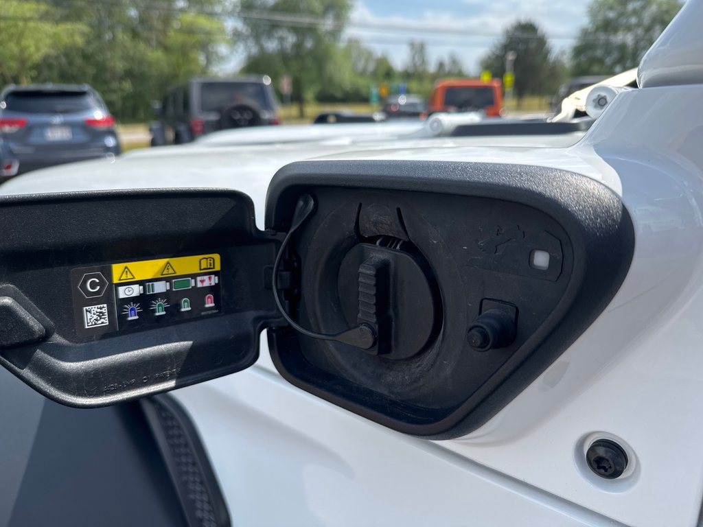 2022 Jeep Wrangler 4xe Unlimited Rubicon in Sussex, New Brunswick - 17 - w1024h768px