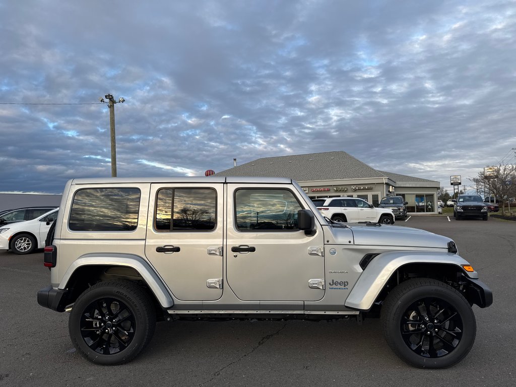 Jeep Wrangler 4xe SAHARA 2024 à Sussex, Nouveau-Brunswick - 8 - w1024h768px