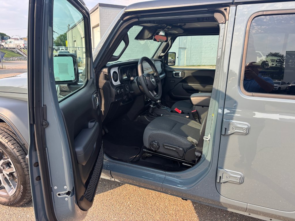 2025 Jeep WRANGLER 4XE SPORT S in Saint John, New Brunswick - 15 - w1024h768px