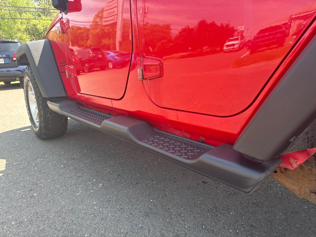 2015 Jeep Wrangler Unlimited Sport in Sussex, New Brunswick - 10 - w1024h768px