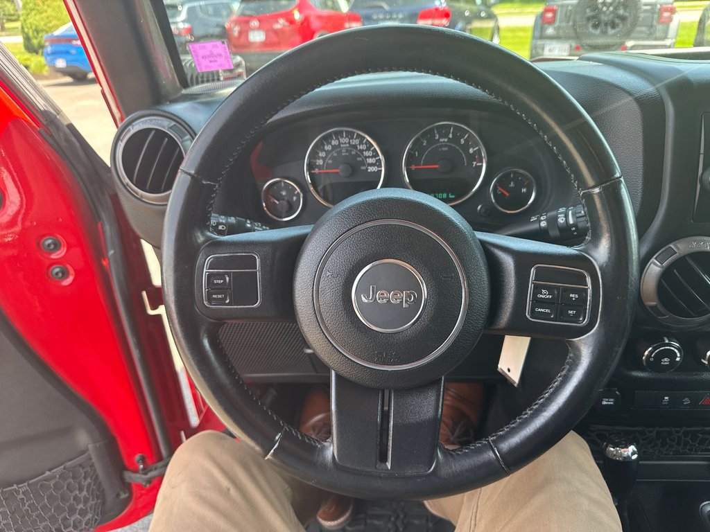 2015 Jeep Wrangler Unlimited Sport in Sussex, New Brunswick - 18 - w1024h768px