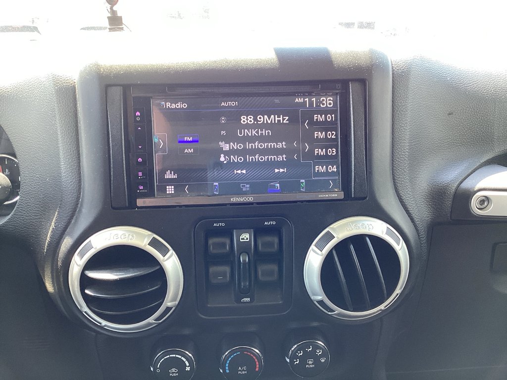 2017 Jeep WRANGLER UNLIMITED SAHARA in Saint John, New Brunswick - 14 - w1024h768px