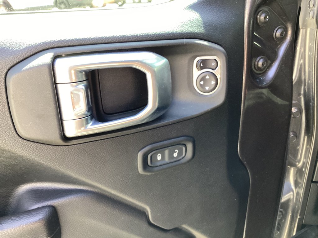 Jeep WRANGLER SPORT S 2021 à Saint John, Nouveau-Brunswick - 15 - w1024h768px