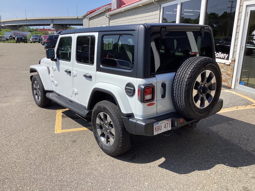 Jeep WRANGLER SAHARA 2023 à Saint John, Nouveau-Brunswick - 3 - w1024h768px