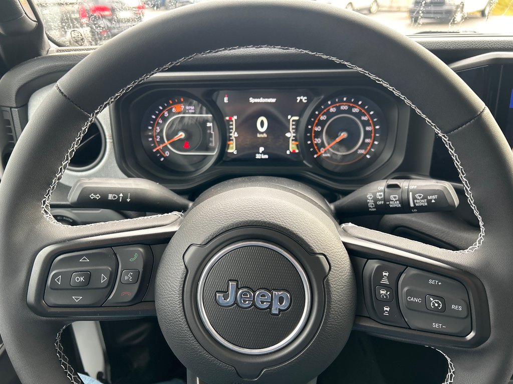 2025  Wrangler SPORT S in Saint John, New Brunswick - 10 - w1024h768px