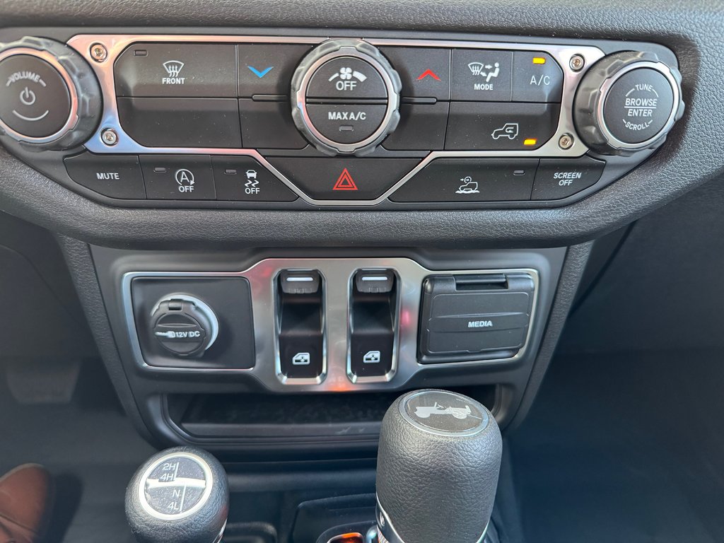 2025 Jeep Wrangler SPORT in Sussex, New Brunswick - 22 - w1024h768px