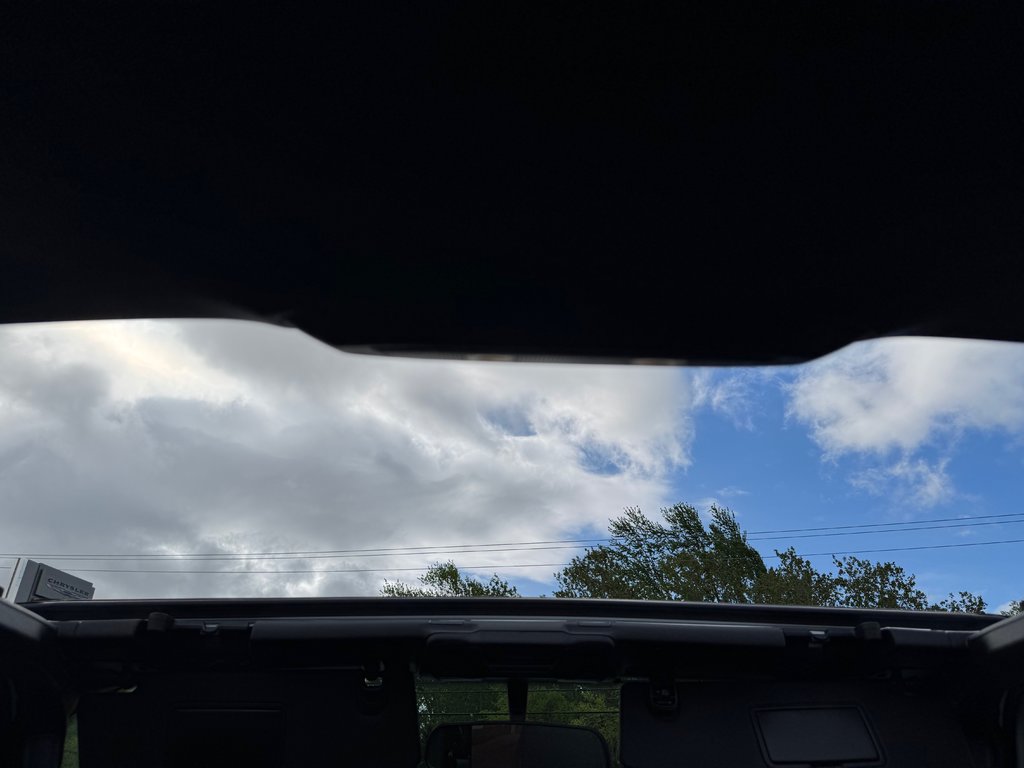 2025 Jeep Wrangler SPORT in Sussex, New Brunswick - 17 - w1024h768px