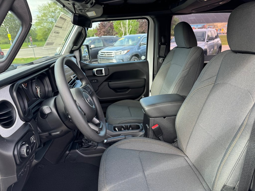 2025 Jeep Wrangler SPORT in Sussex, New Brunswick - 16 - w1024h768px