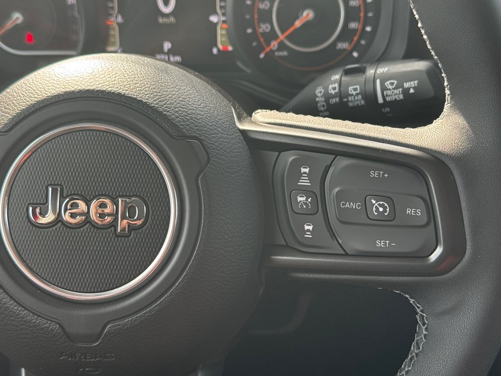 2025 Jeep WRANGLER 4-Door WILLYS in Sussex, New Brunswick - 23 - w1024h768px