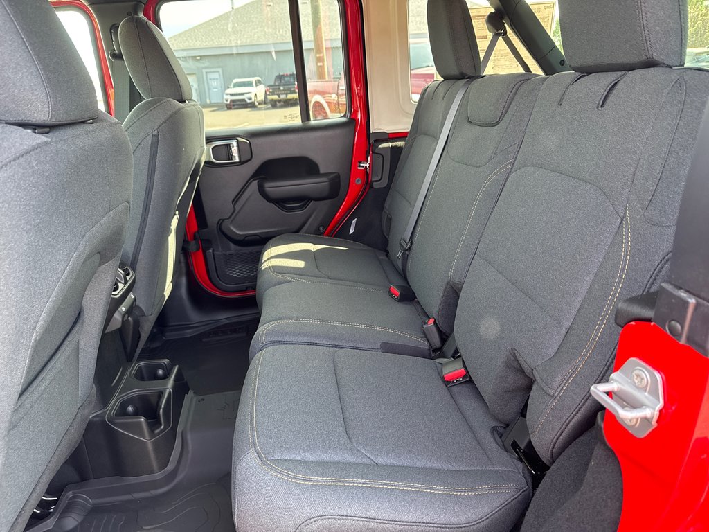 2025 Jeep WRANGLER 4-Door WILLYS in Sussex, New Brunswick - 41 - w1024h768px
