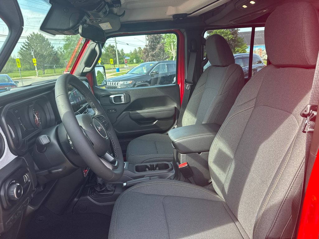 2025 Jeep WRANGLER 4-Door WILLYS in Sussex, New Brunswick - 16 - w1024h768px