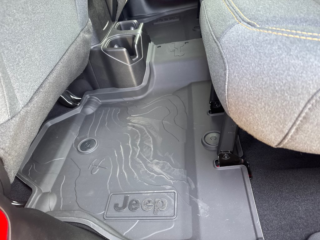 2025 Jeep WRANGLER 4-Door WILLYS in Sussex, New Brunswick - 42 - w1024h768px