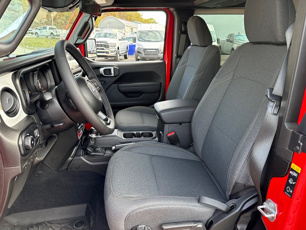 2025 Jeep Wrangler WILLYS in Saint John, New Brunswick - 7 - w1024h768px