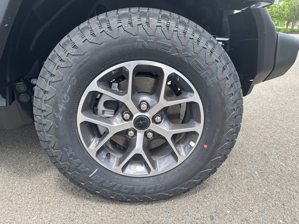 2026 Jeep Wrangler SPORT S in Sussex, New Brunswick - 10 - w1024h768px