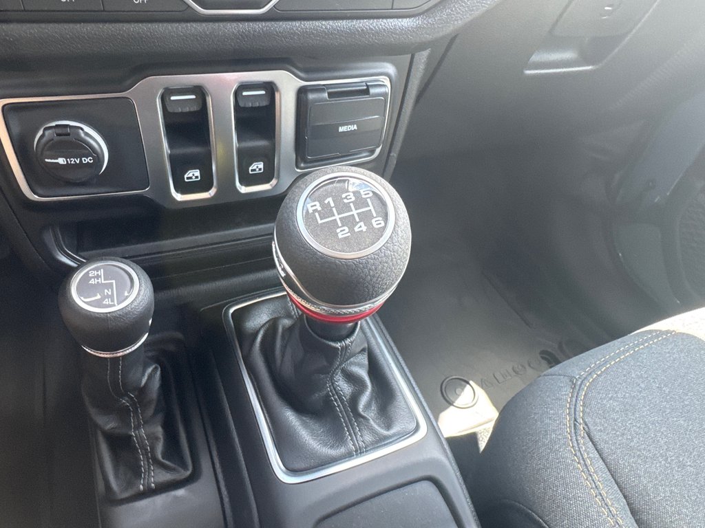 2026 Jeep Wrangler SPORT S in Sussex, New Brunswick - 18 - w1024h768px
