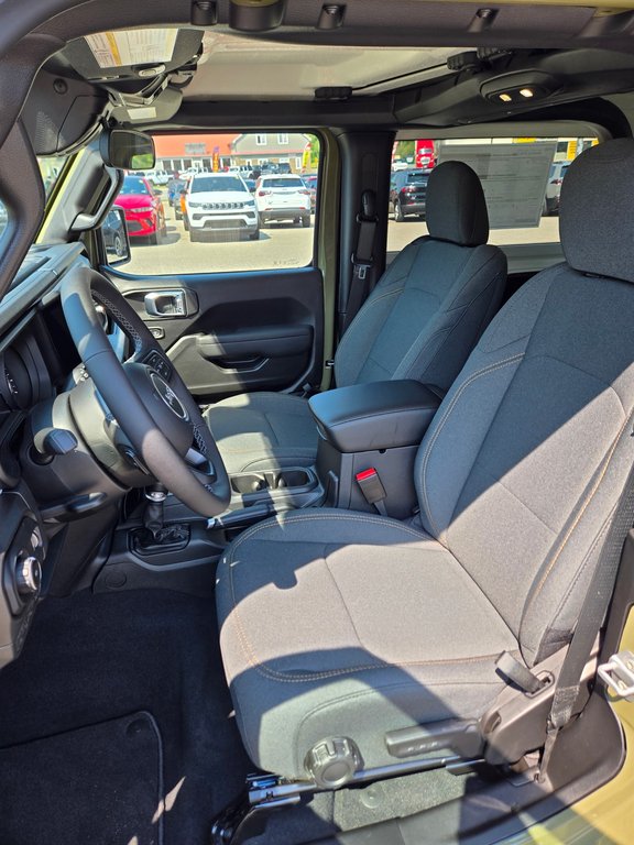 Jeep Wrangler SPORT S 2026 à Saint John, Nouveau-Brunswick - 7 - w1024h768px