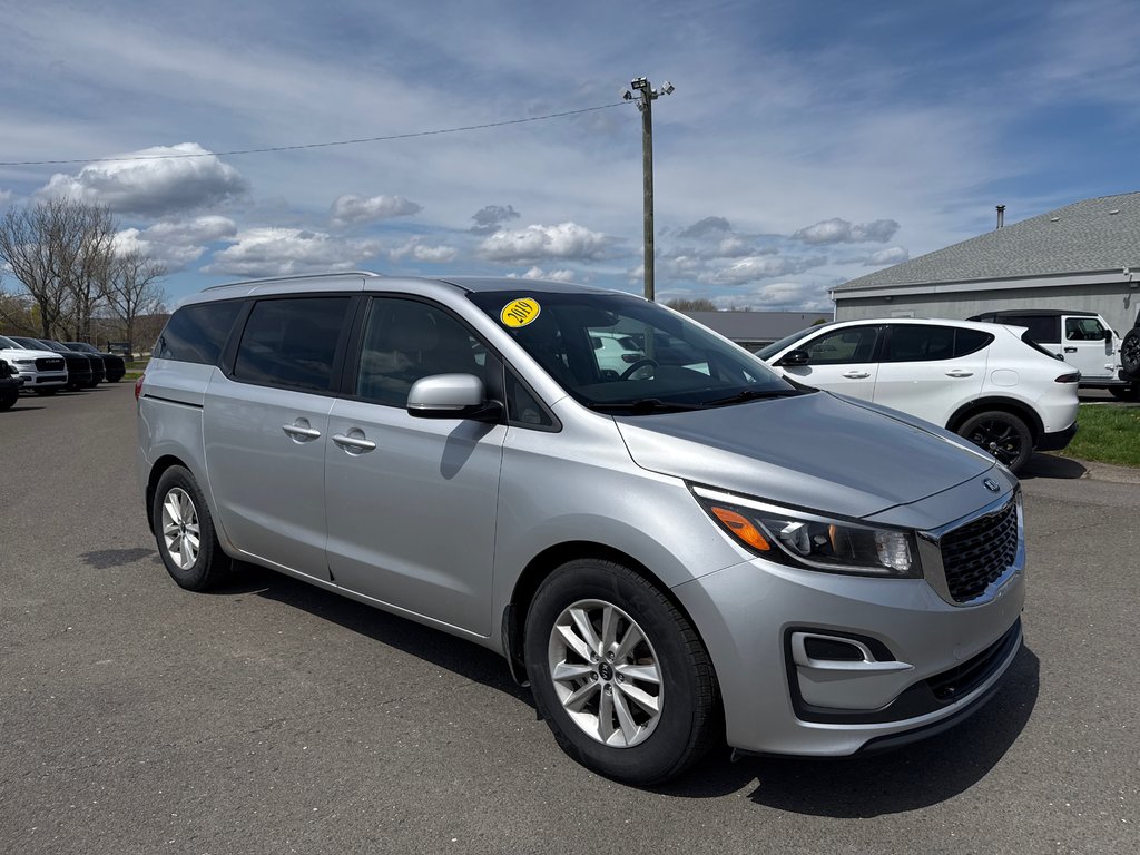 2019 Kia Sedona LX in Sussex, New Brunswick - 7 - w1024h768px