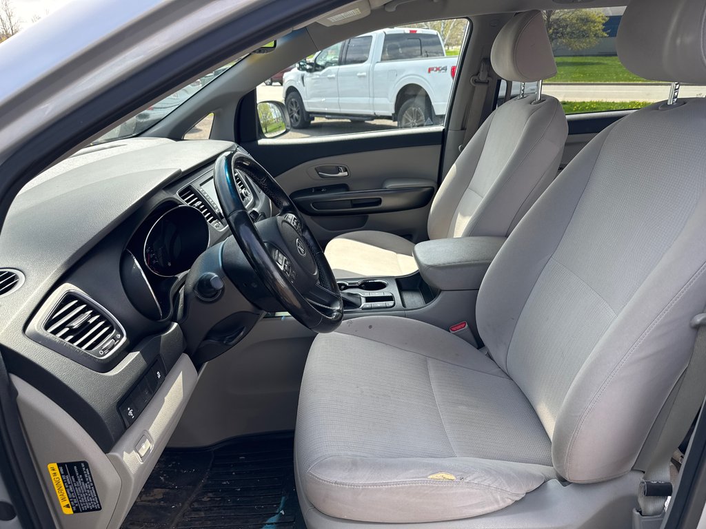 2019 Kia Sedona LX in Sussex, New Brunswick - 12 - w1024h768px