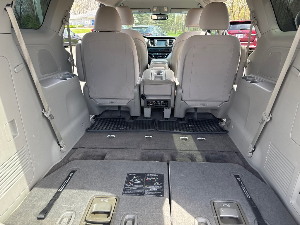 2019 Kia Sedona LX in Sussex, New Brunswick - 31 - w1024h768px
