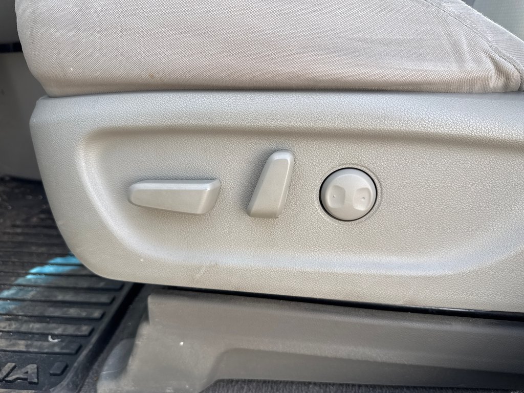 2019 Kia Sedona LX in Sussex, New Brunswick - 13 - w1024h768px