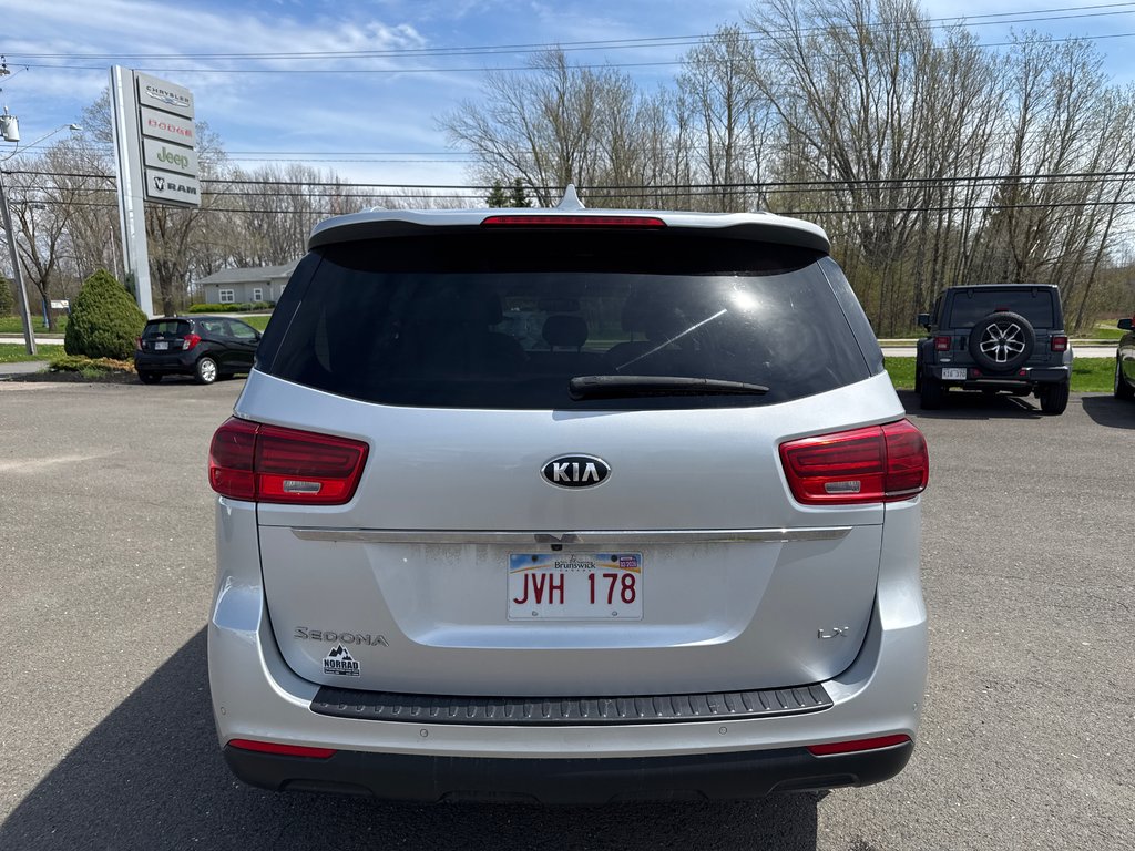 2019 Kia Sedona LX in Sussex, New Brunswick - 4 - w1024h768px