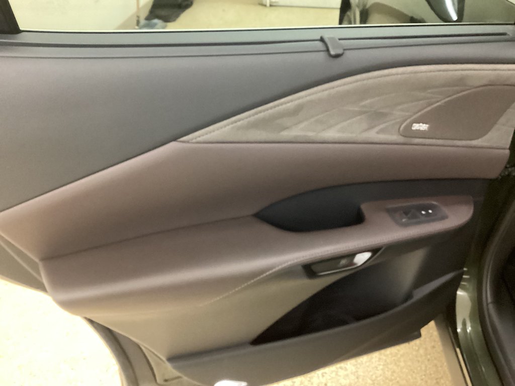 2024 Lexus RX 450H+ in Saint John, New Brunswick - 13 - w1024h768px