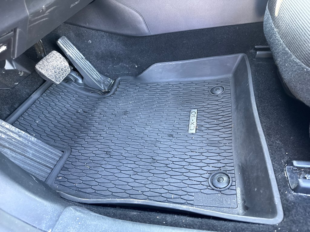 2024 Mazda CX-30 GX in Sussex, New Brunswick - 12 - w1024h768px