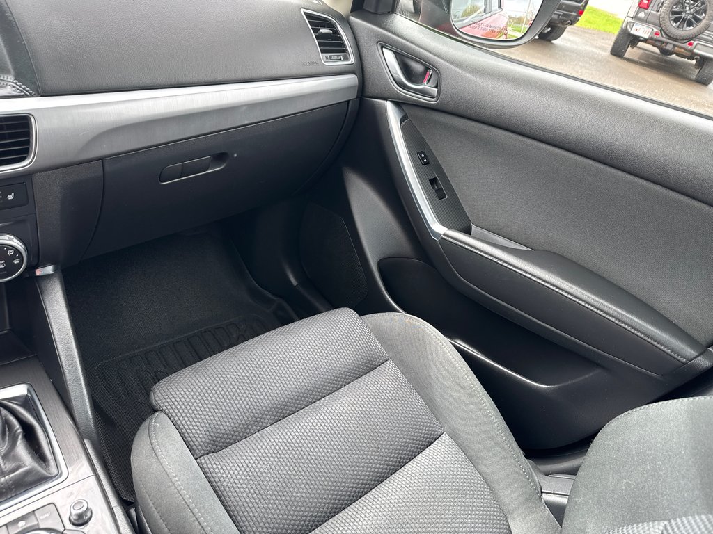 2016 Mazda CX-5 GS in Sussex, New Brunswick - 26 - w1024h768px