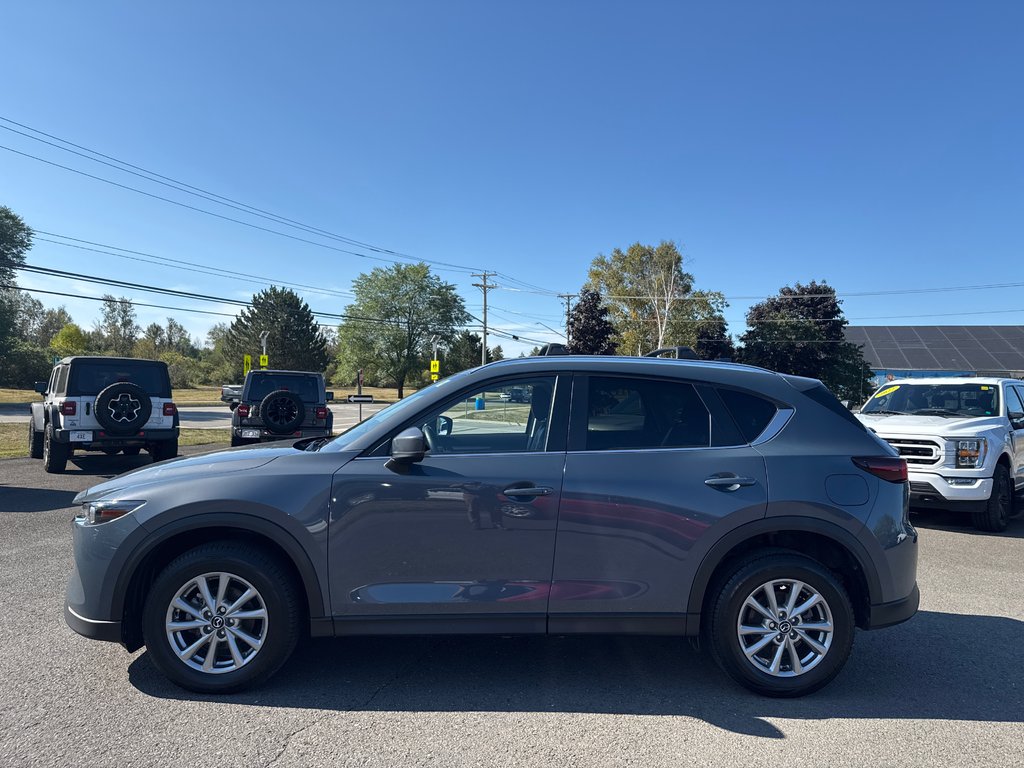 2024 Mazda CX-5 GS in Sussex, New Brunswick - 2 - w1024h768px