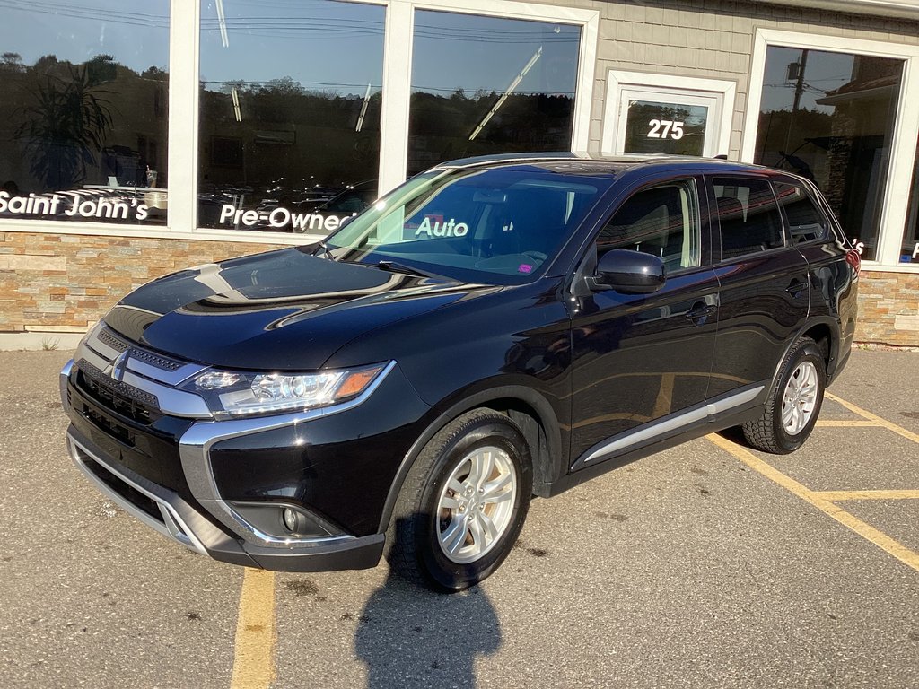2020 Mitsubishi Outlander ES in Saint John, New Brunswick - 2 - w1024h768px