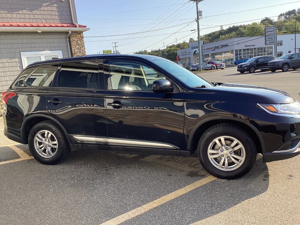 2020 Mitsubishi Outlander ES in Saint John, New Brunswick - 9 - w1024h768px