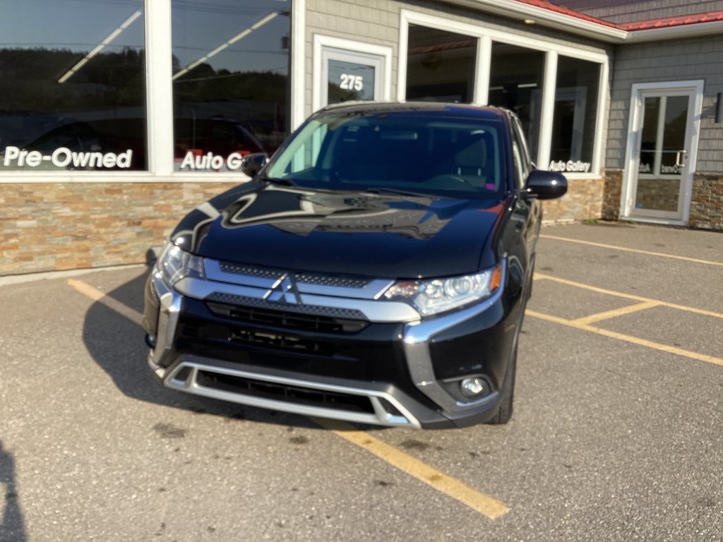 2020 Mitsubishi Outlander ES in Saint John, New Brunswick - 4 - w1024h768px