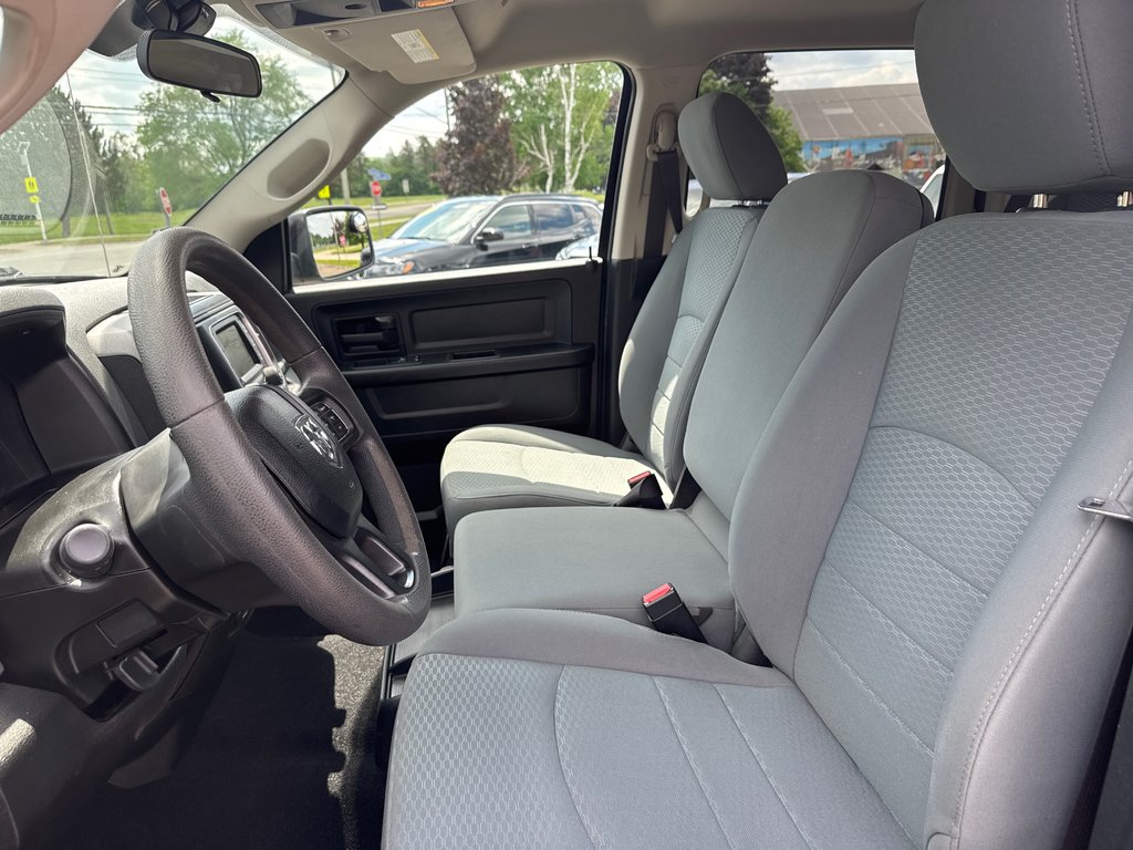 2019 Ram 1500 Classic STX in Sussex, New Brunswick - 13 - w1024h768px