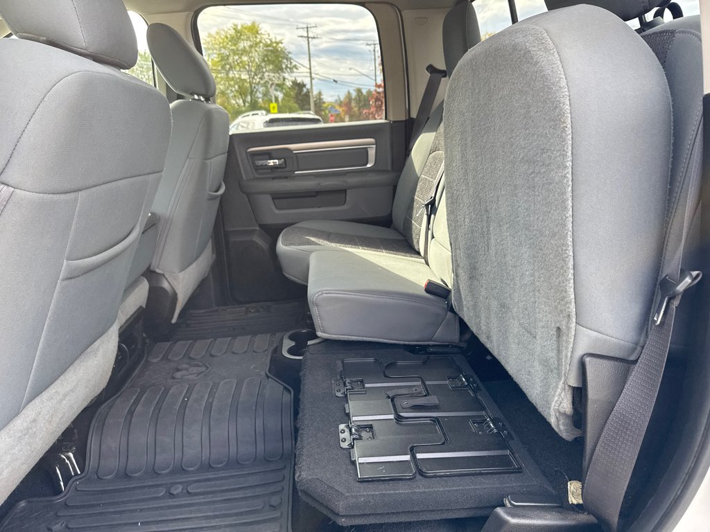 2019 Ram 1500 Classic SLT in Sussex, New Brunswick - 36 - w1024h768px