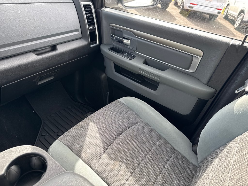 2019 Ram 1500 Classic SLT in Sussex, New Brunswick - 31 - w1024h768px