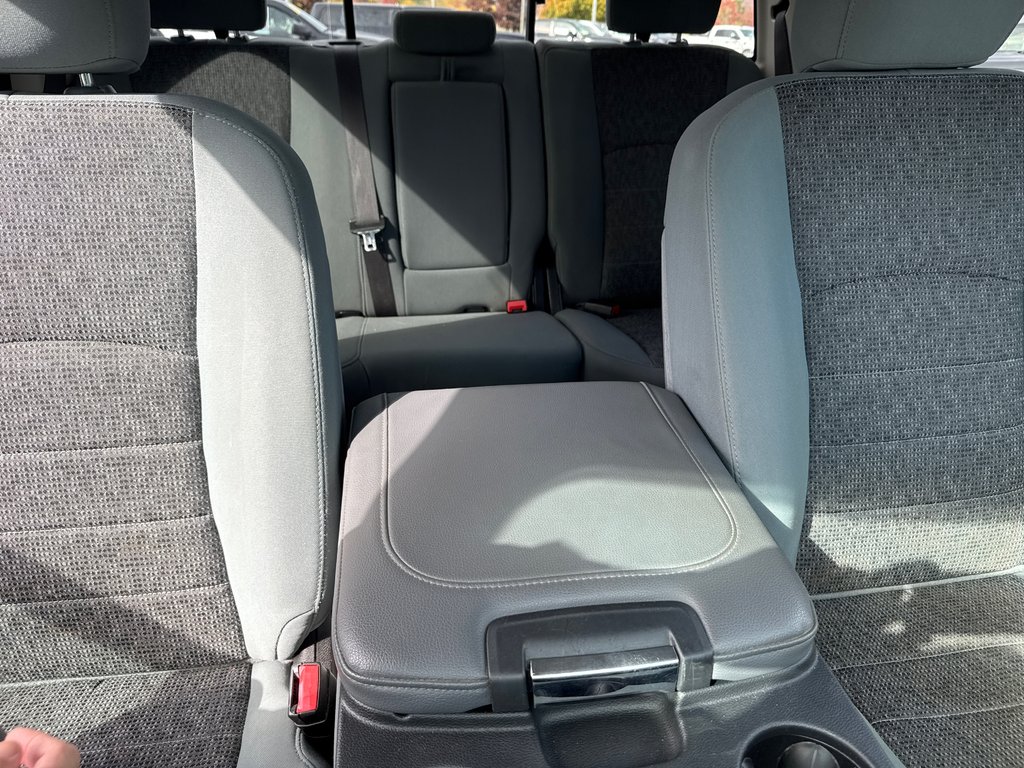 2019 Ram 1500 Classic SLT in Sussex, New Brunswick - 32 - w1024h768px