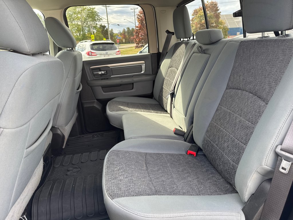 2019 Ram 1500 Classic SLT in Sussex, New Brunswick - 33 - w1024h768px