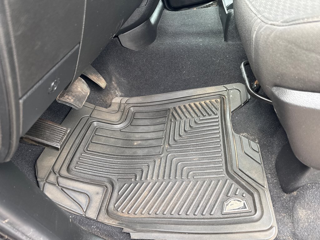 2020 Ram 1500 Classic ST Express in Sussex, New Brunswick - 18 - w1024h768px