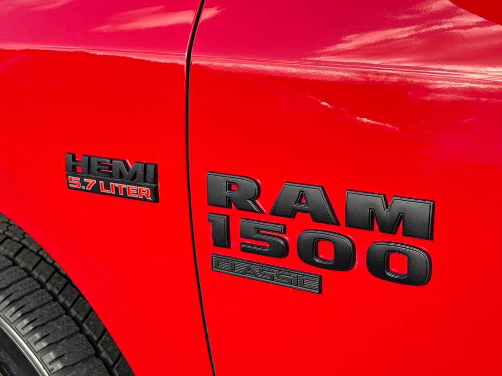 2021 Ram 1500 Classic Express in Sussex, New Brunswick - 15 - w1024h768px