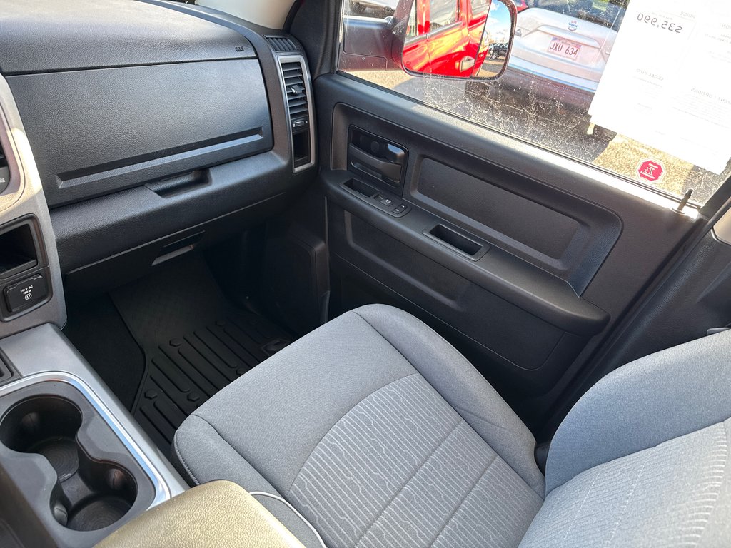 2021 Ram 1500 Classic Express in Sussex, New Brunswick - 36 - w1024h768px