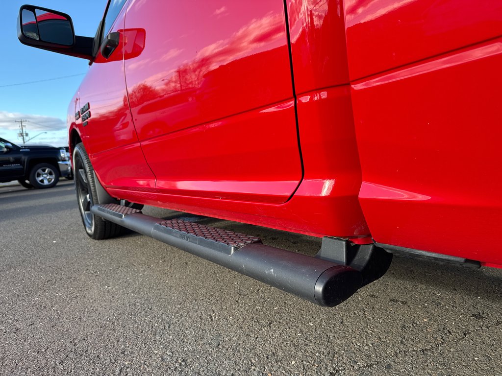 2021 Ram 1500 Classic Express in Sussex, New Brunswick - 14 - w1024h768px
