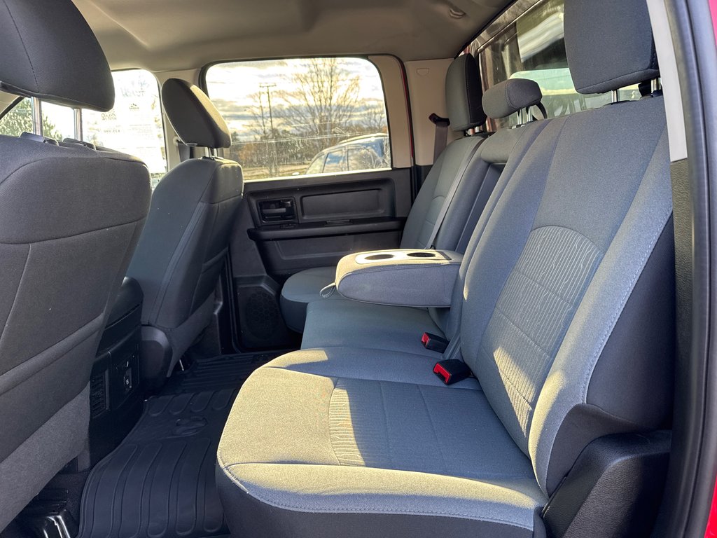 2021 Ram 1500 Classic Express in Sussex, New Brunswick - 39 - w1024h768px