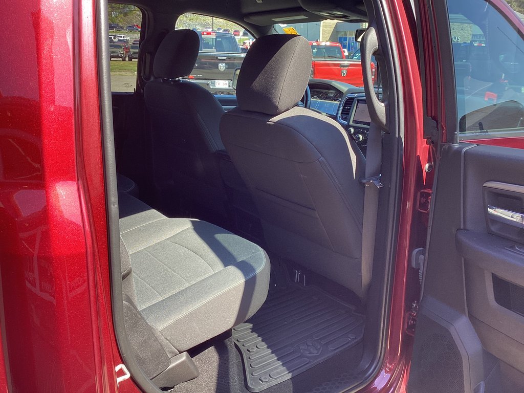 Ram 1500 CLASSIC WARLOCK 2022 à Saint John, Nouveau-Brunswick - 10 - w1024h768px