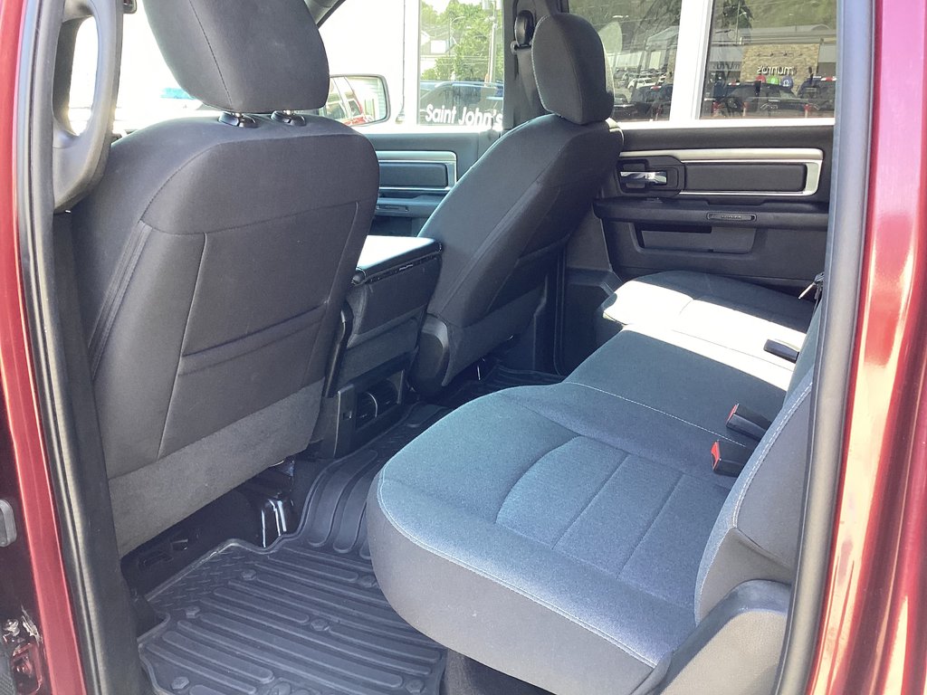 Ram 1500 CLASSIC WARLOCK 2022 à Saint John, Nouveau-Brunswick - 8 - w1024h768px