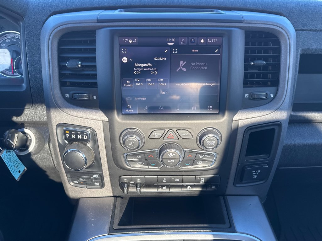 Ram 1500 Classic Express 2023 à Sussex, Nouveau-Brunswick - 22 - w1024h768px