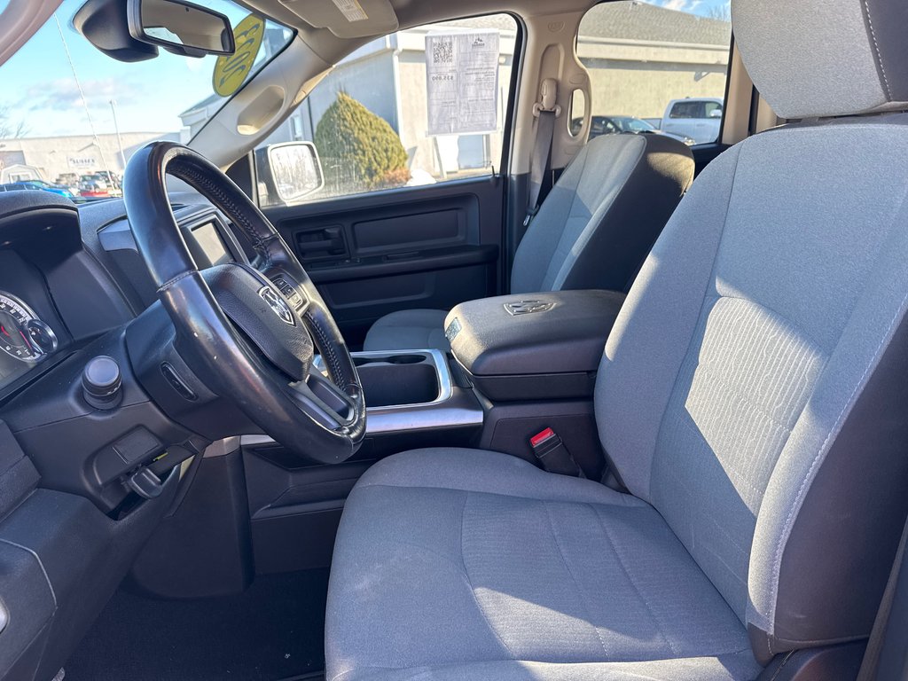 Ram 1500 Classic Express 2023 à Sussex, Nouveau-Brunswick - 17 - w1024h768px