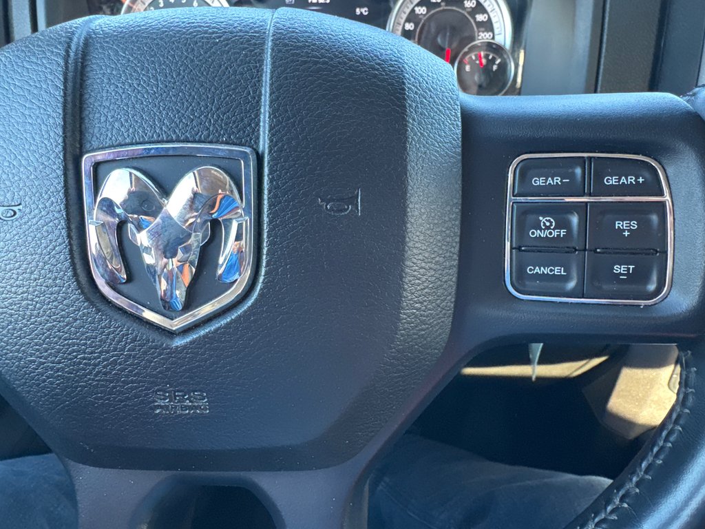 Ram 1500 Classic Express 2023 à Sussex, Nouveau-Brunswick - 20 - w1024h768px